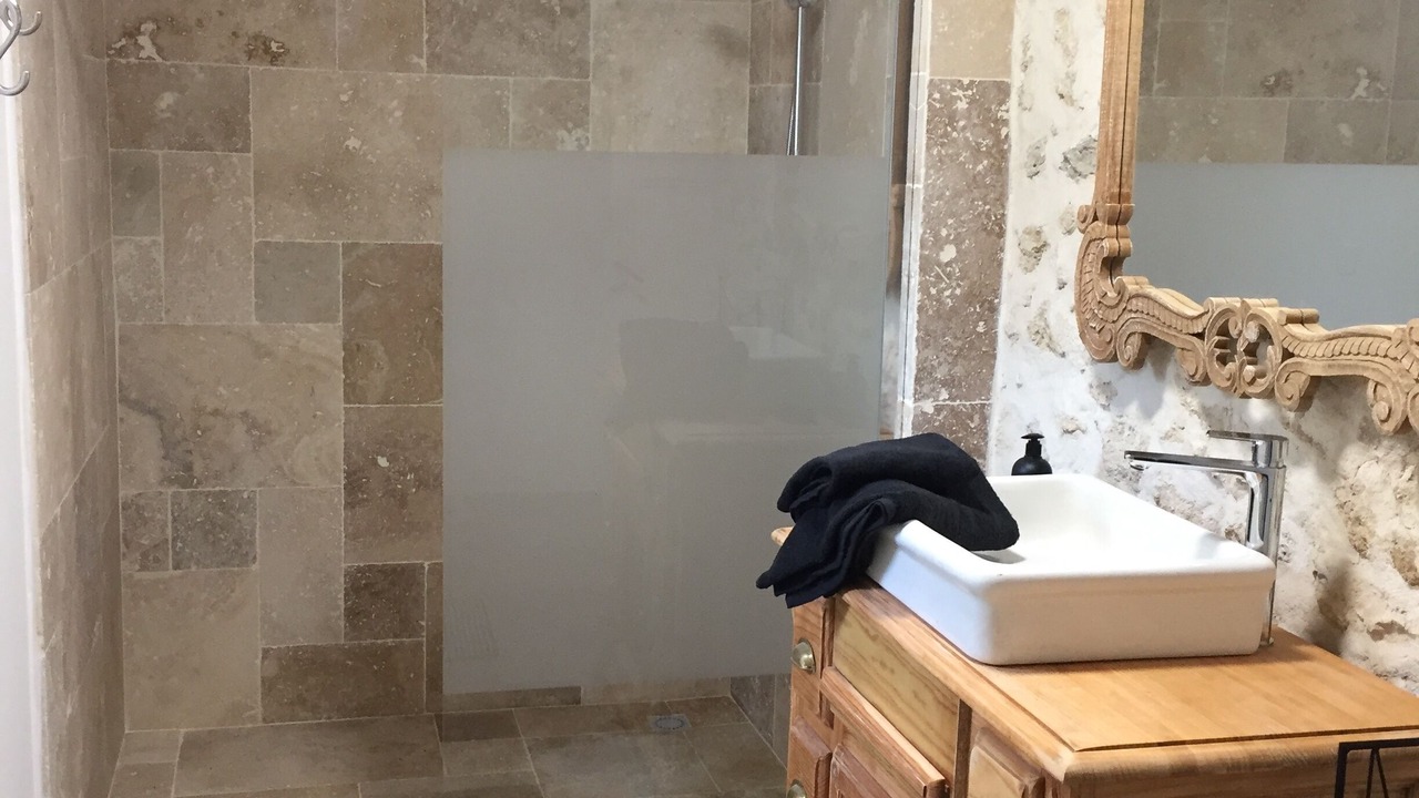 Photo of Bathroom in Arx