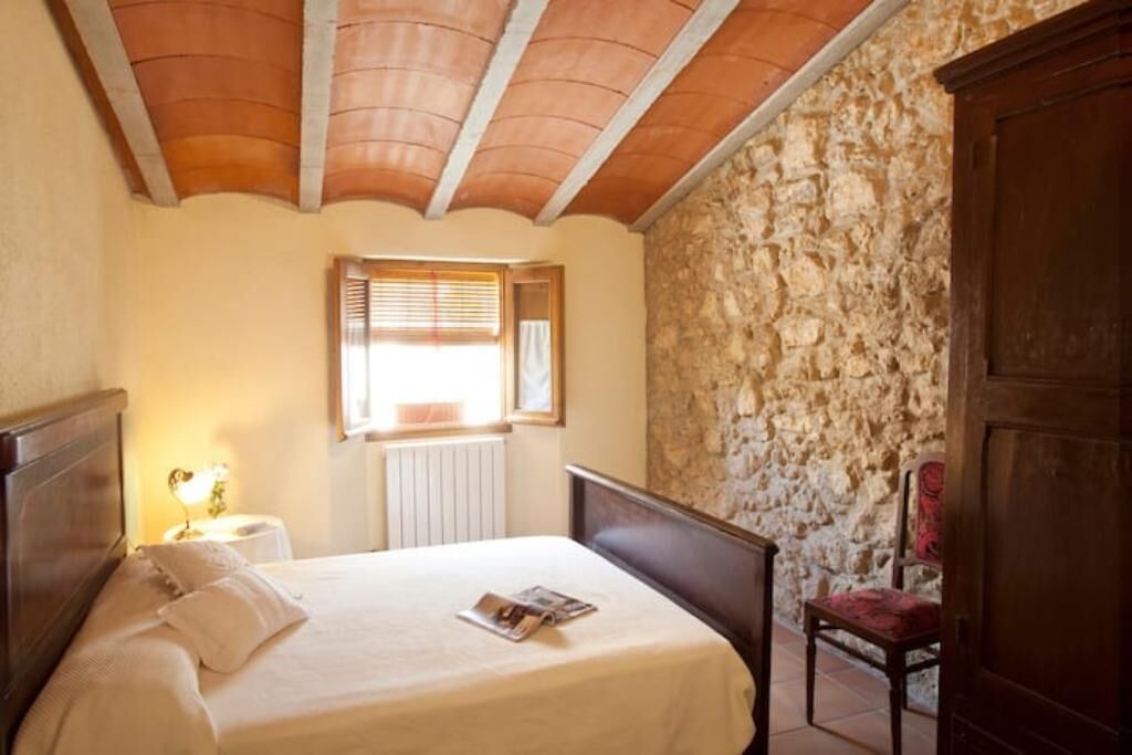 Photo of Bedroom in Subirats