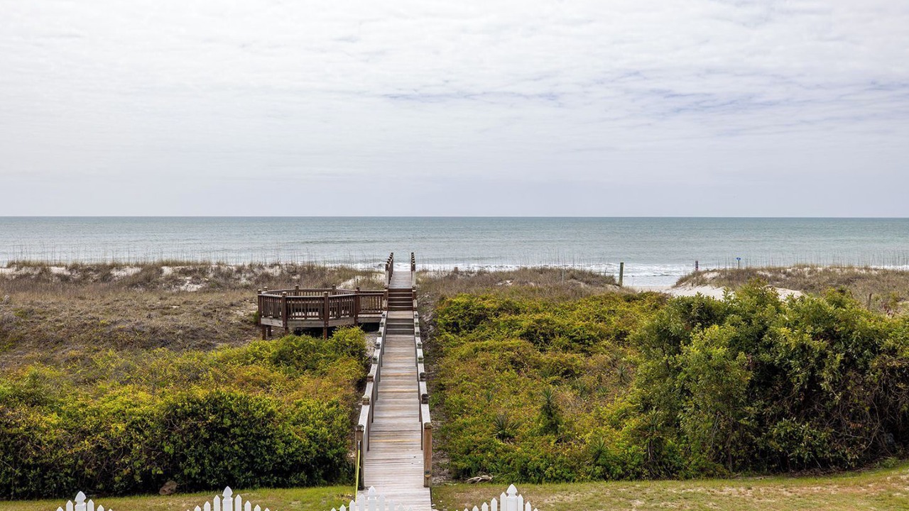 Photo of Patio Balcony in Emerald Isle