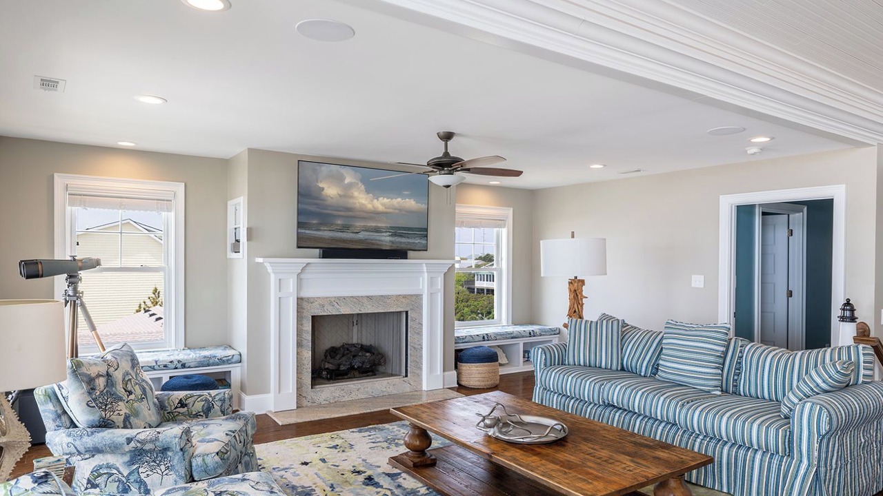 Photo of Livingroom in Emerald Isle