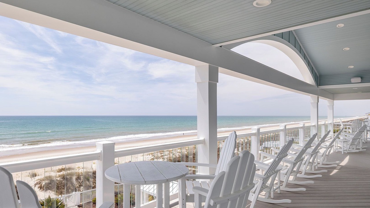 Photo of Patio Balcony in Emerald Isle