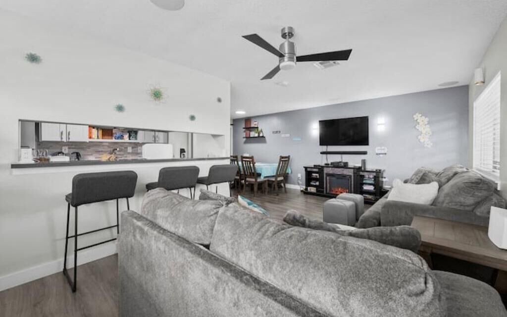 Photo of Livingroom in South Side