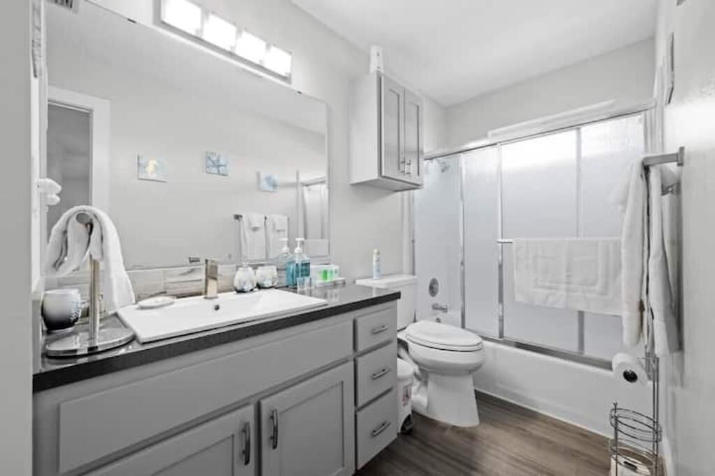 Photo of Bathroom in South Side