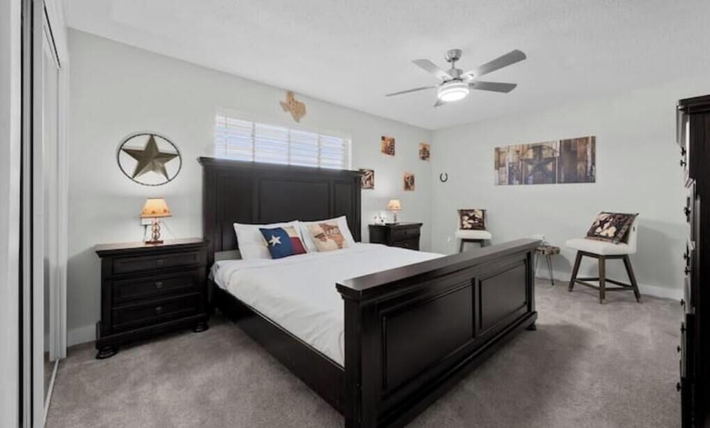 Photo of Bedroom in South Side