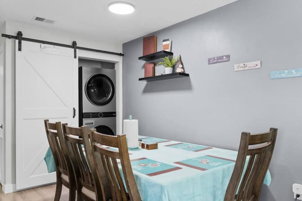 Photo of Others in South Side