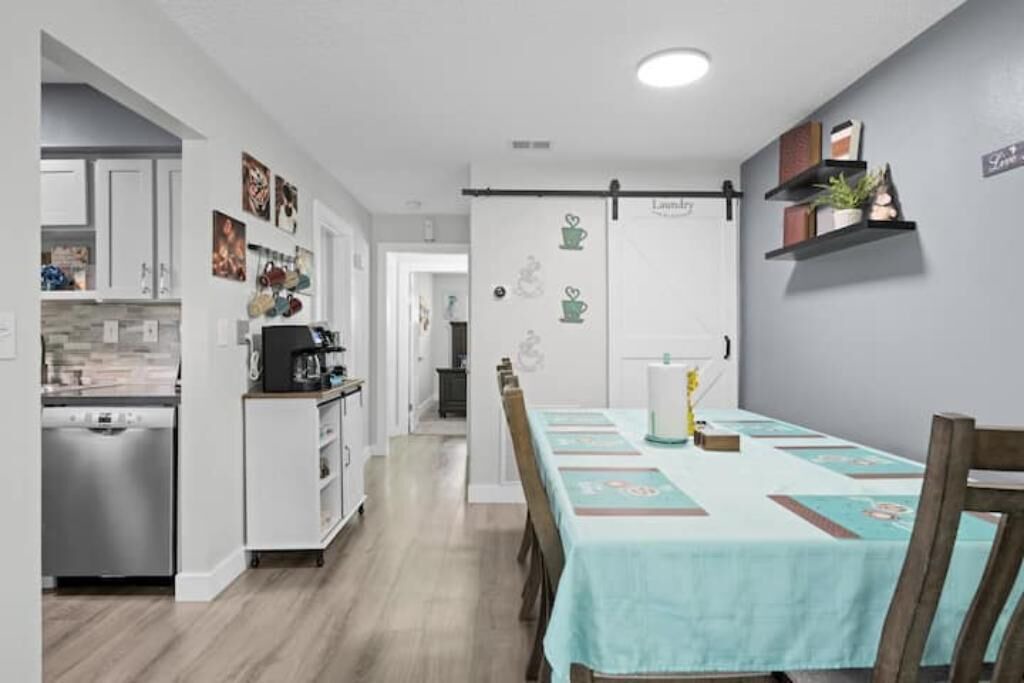 Photo of Others in South Side