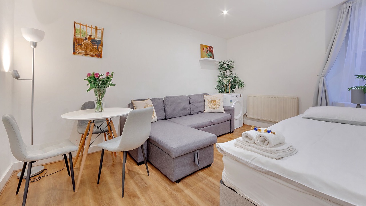 Photo of Others in St. Johns Wood