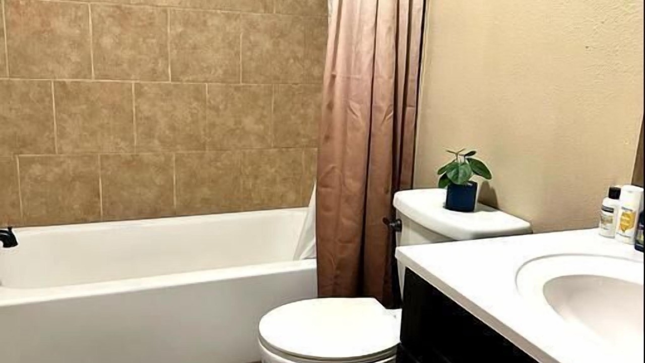 Photo of Bathroom in Lakeland