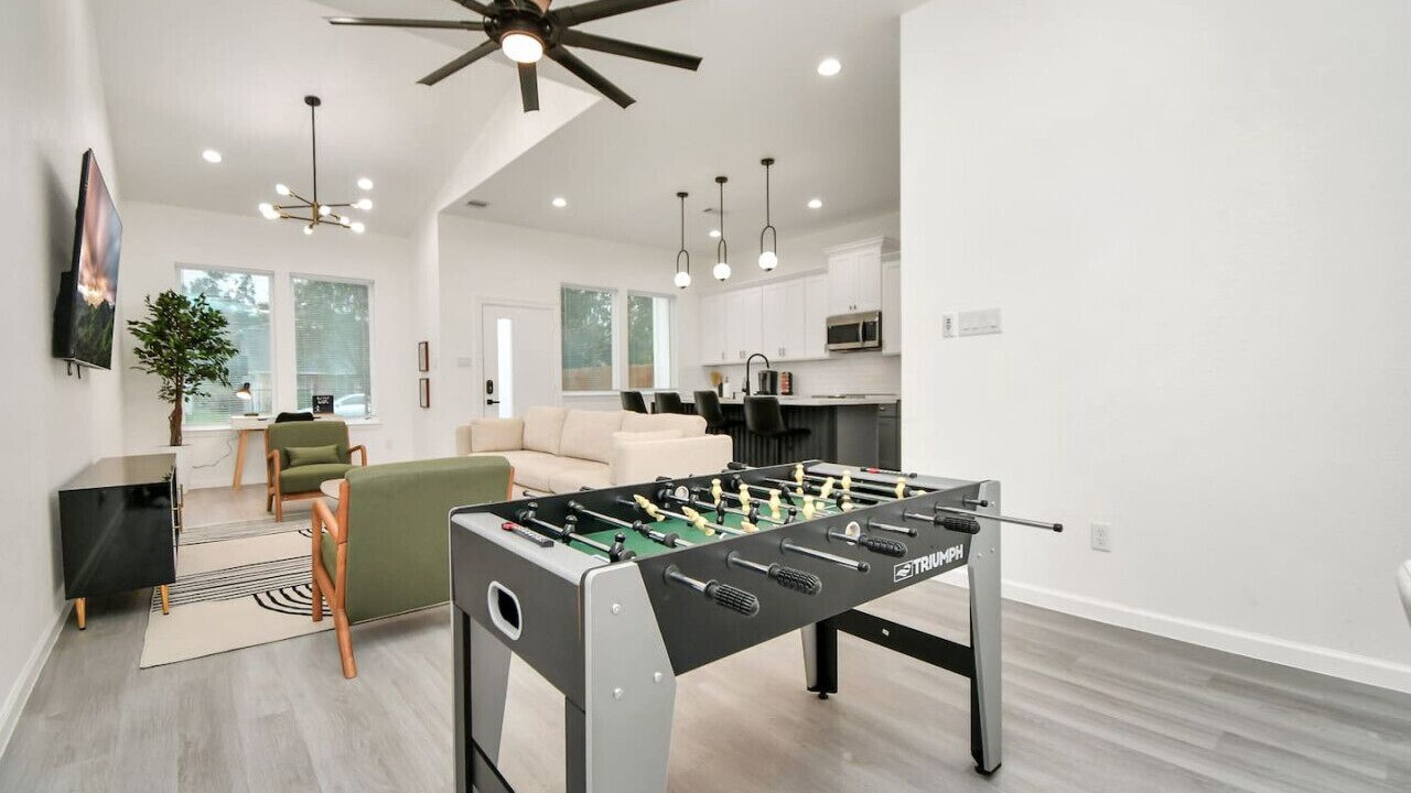 Photo of Livingroom in Southeast Houston