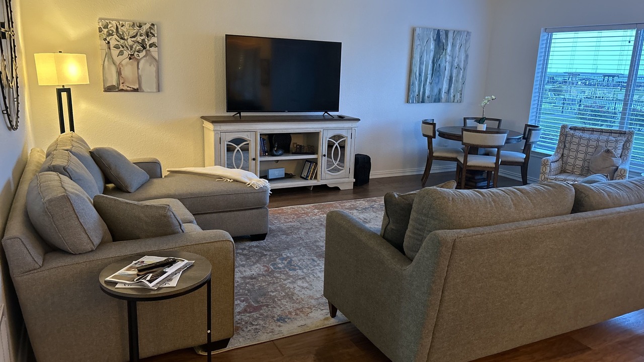 Photo of Livingroom in Eureka