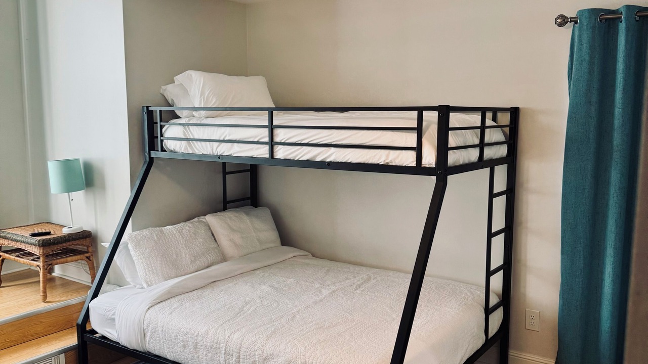 Photo of Bedroom in Webb City