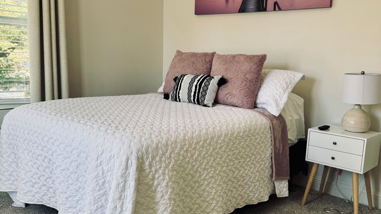 Photo of Bedroom in Webb City