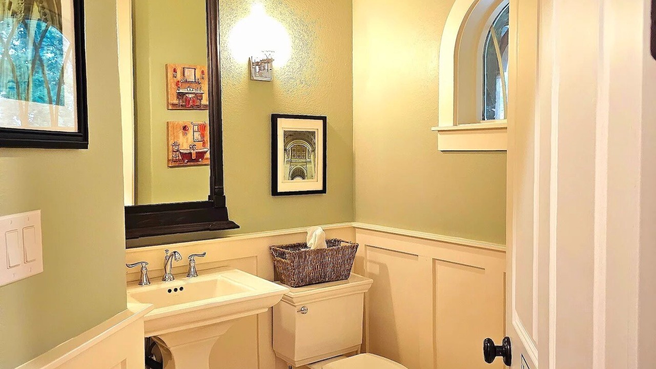 Photo of Bedroom in Georgetown