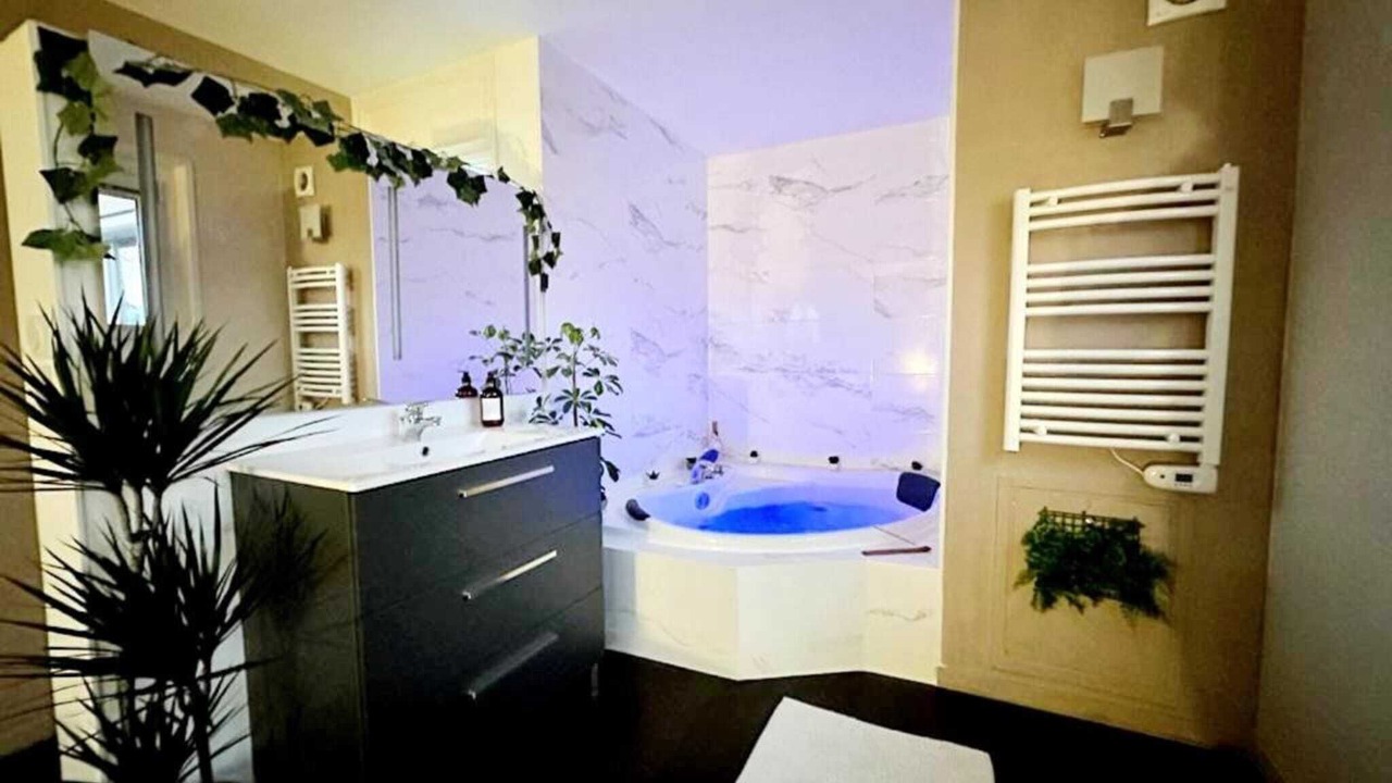 Photo of Bathroom in Douvaine