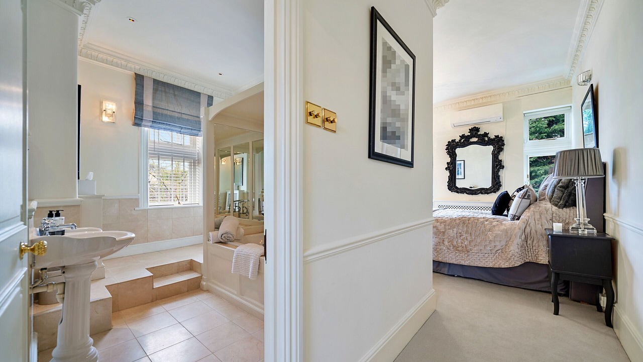 Photo of Bedroom in Frognal and Fitzjohns