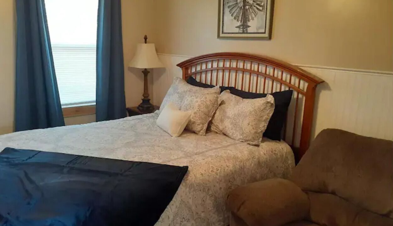 Photo of Bedroom in Weston