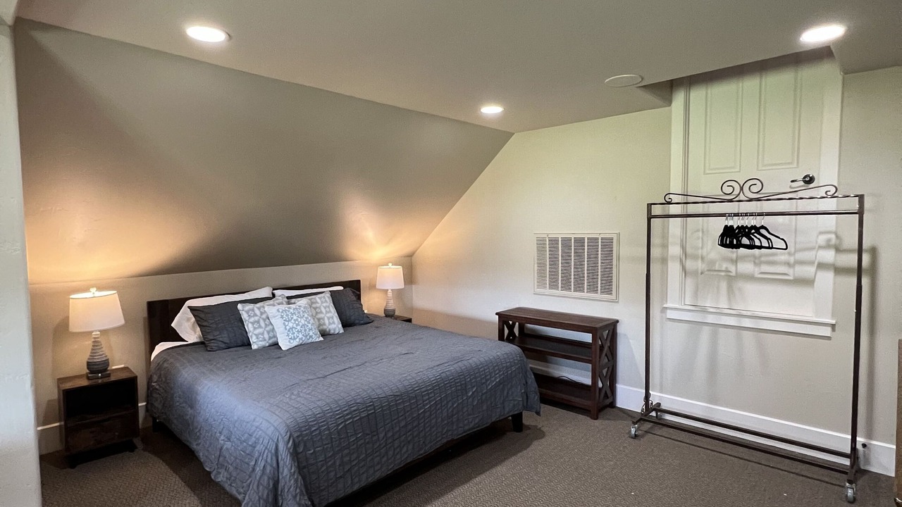 Photo of Bedroom in Anderson