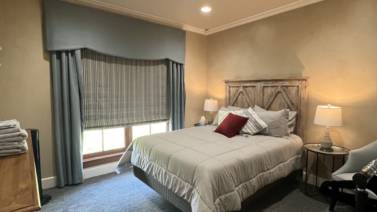 Photo of Bedroom in Anderson