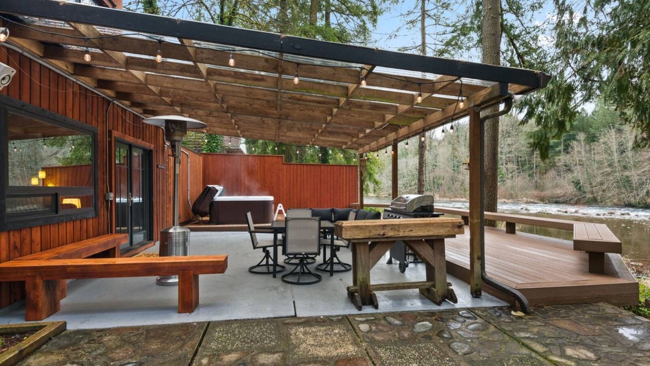 Photo of Outdoor in Sandy