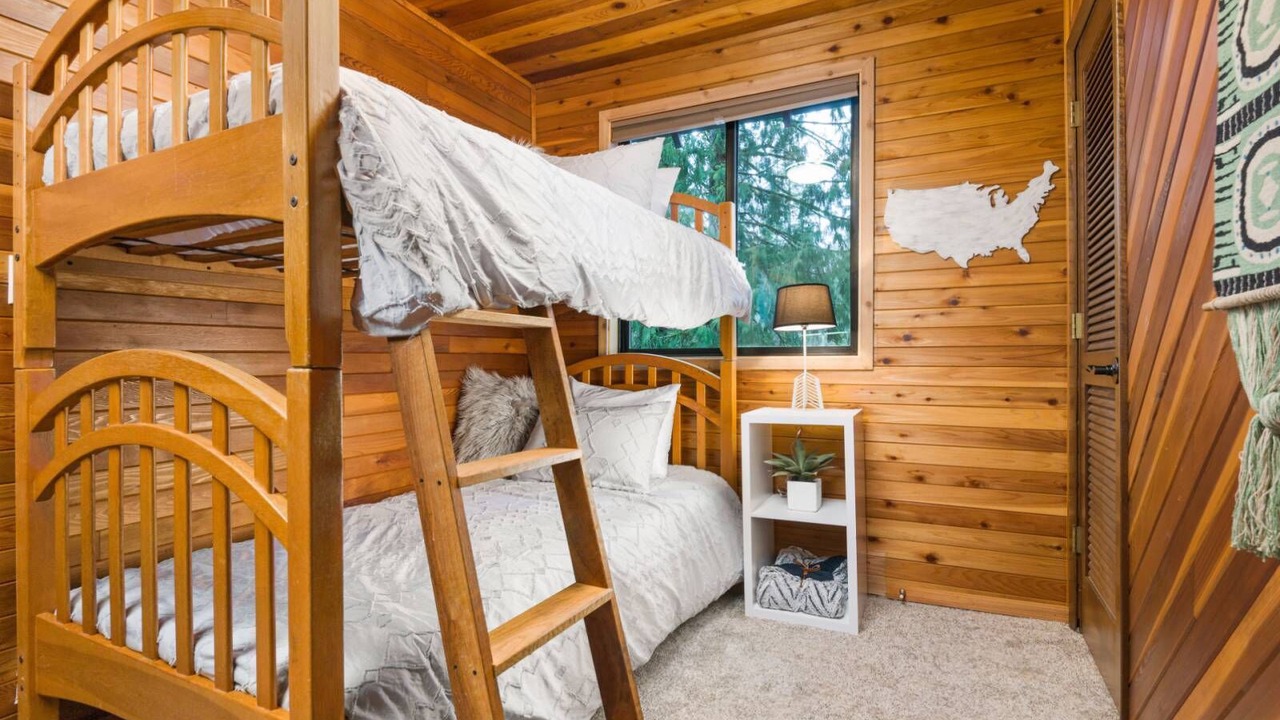 Photo of Bedroom in Sandy