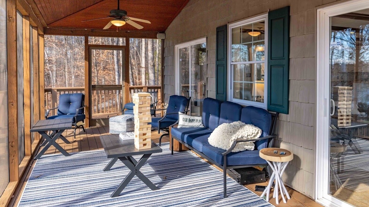Photo of Patio Balcony in Goodview