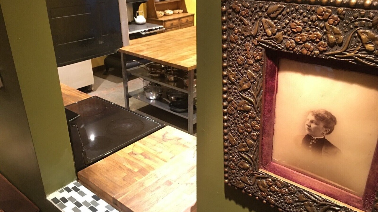 Photo of Kitchen in Stone Tavern