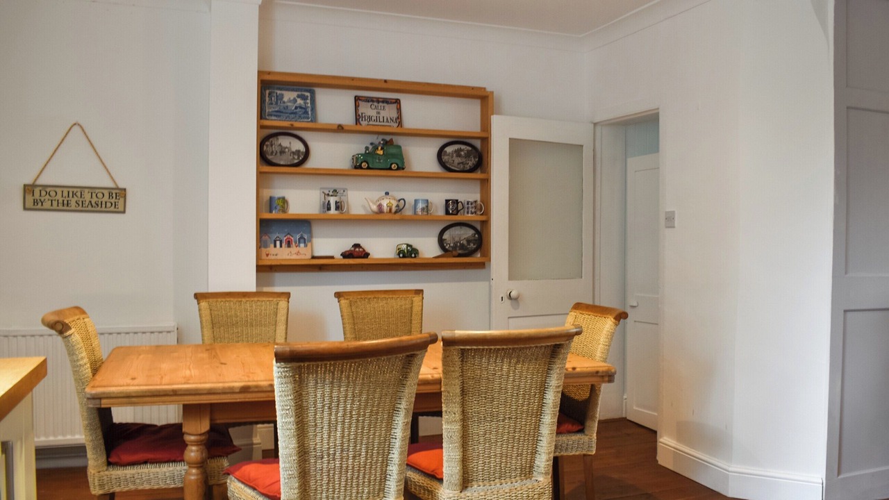 Photo of Others in Deal