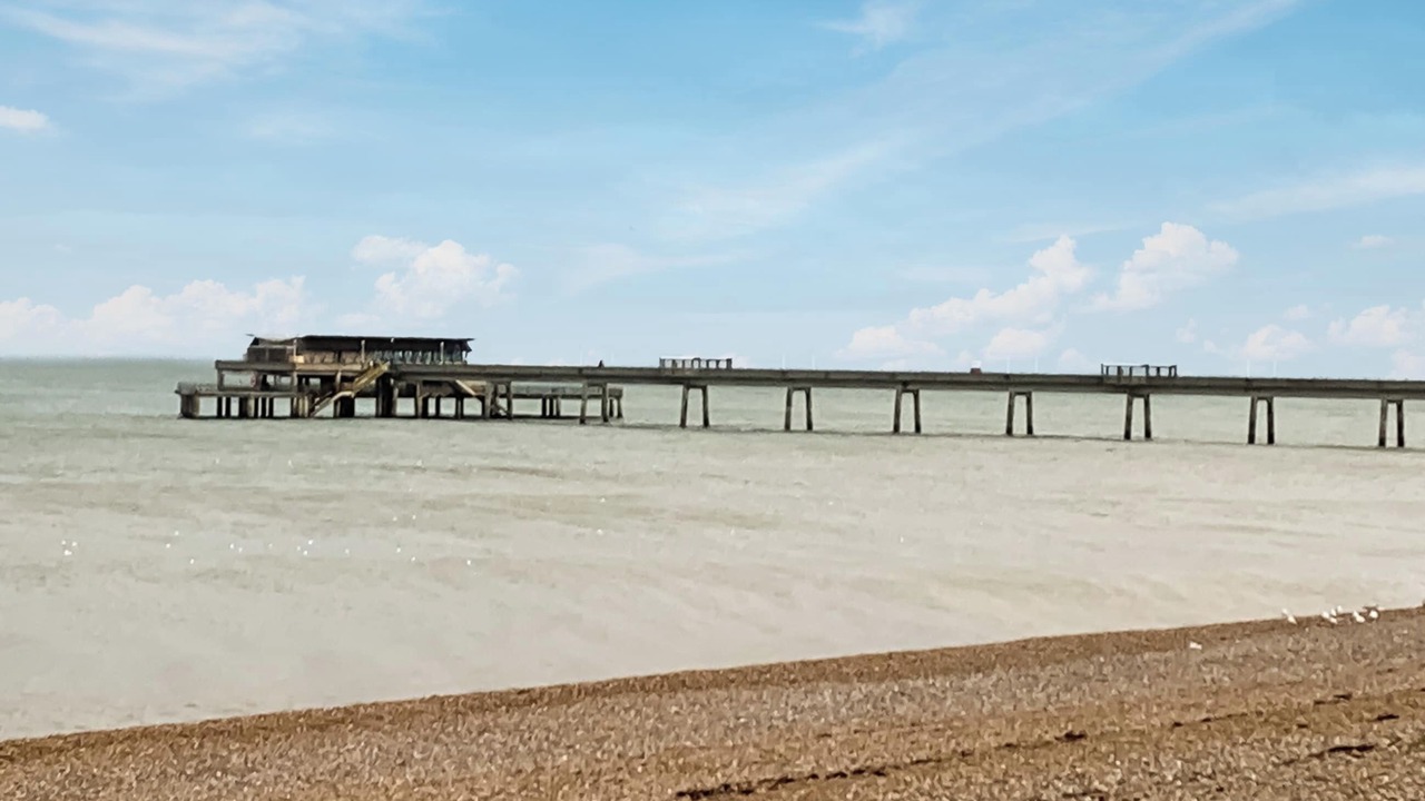 Photo of Others in Deal