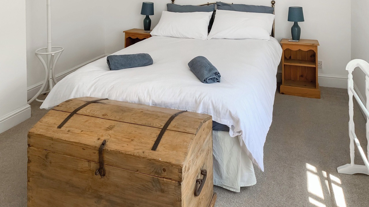 Photo of Others in Deal