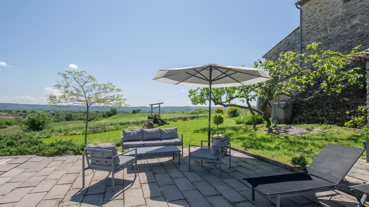 Photo of Patio Balcony in Saint-Sauveur-de-Cruzieres