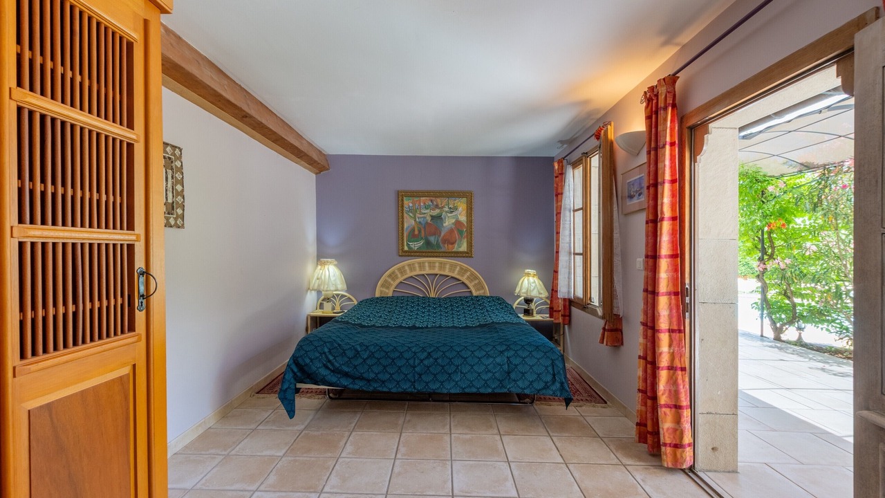 Photo of Bedroom in Courry