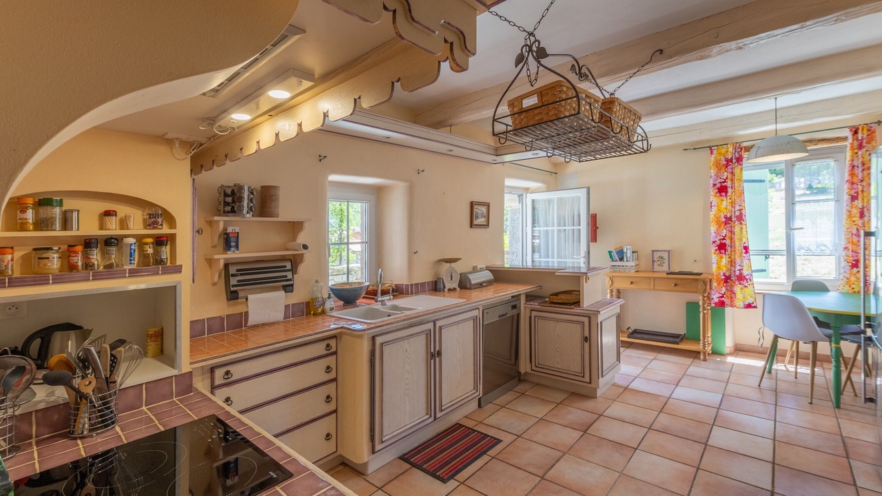 Photo of Kitchen in Courry