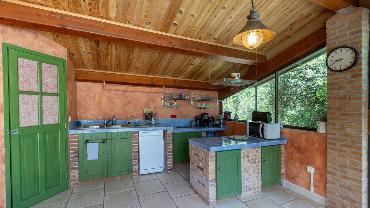 Photo of Kitchen in Courry