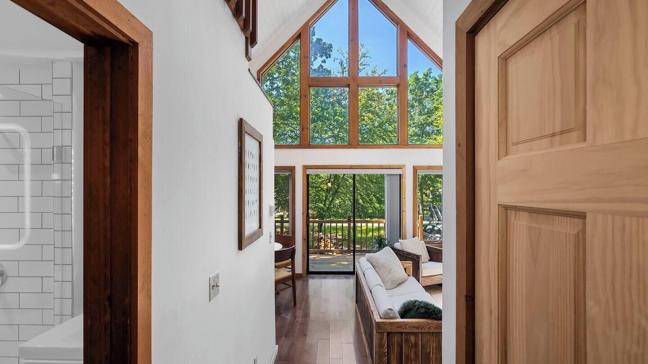 Photo of Bedroom in East Stroudsburg