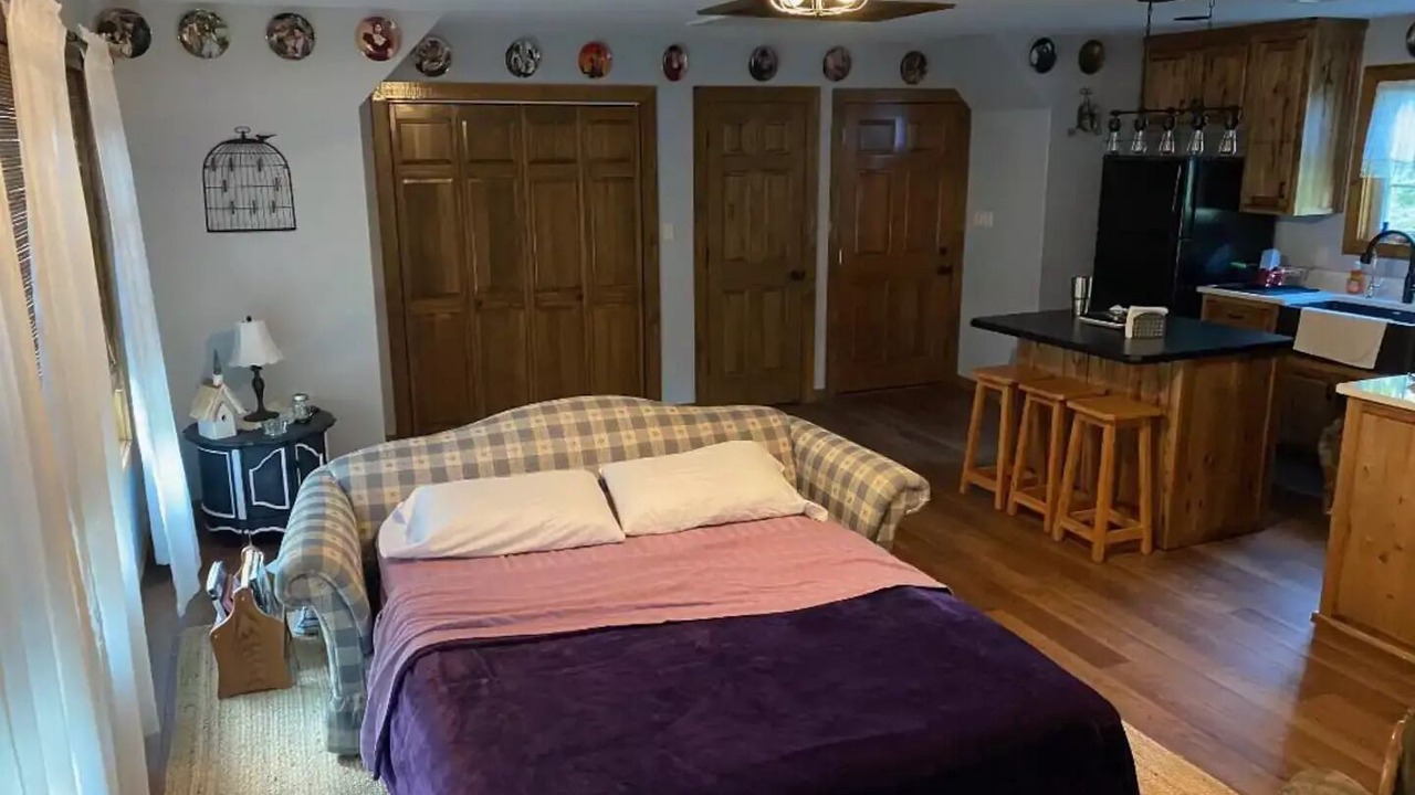 Photo of Bedroom in Mount Ida