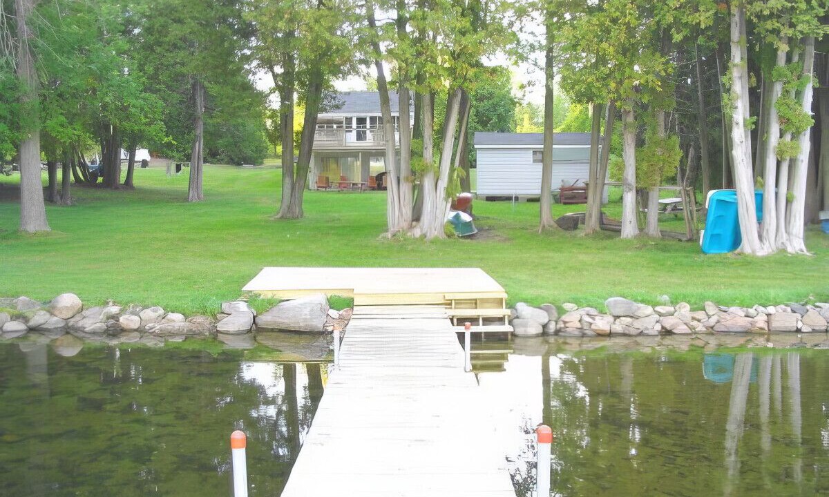 Photo of Outdoor in Lakefield