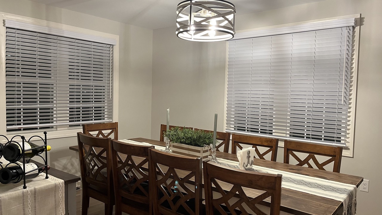 Photo of Others in Avenue