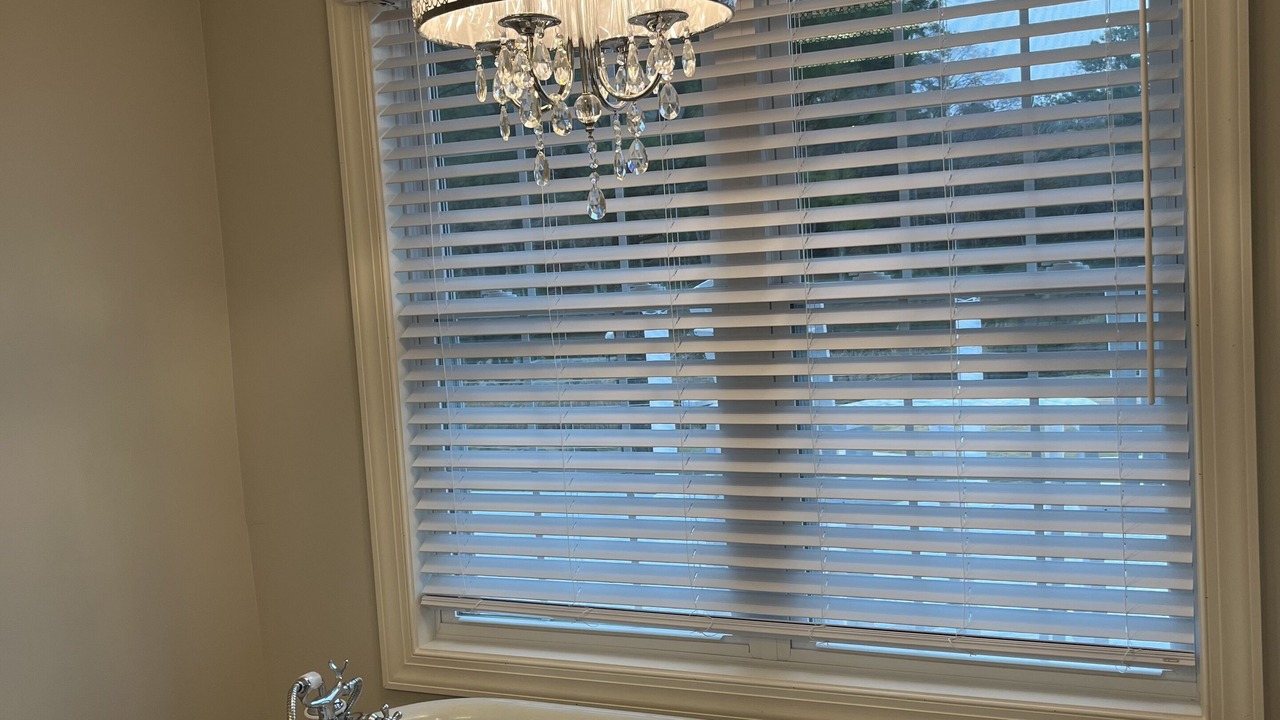 Photo of Others in Avenue