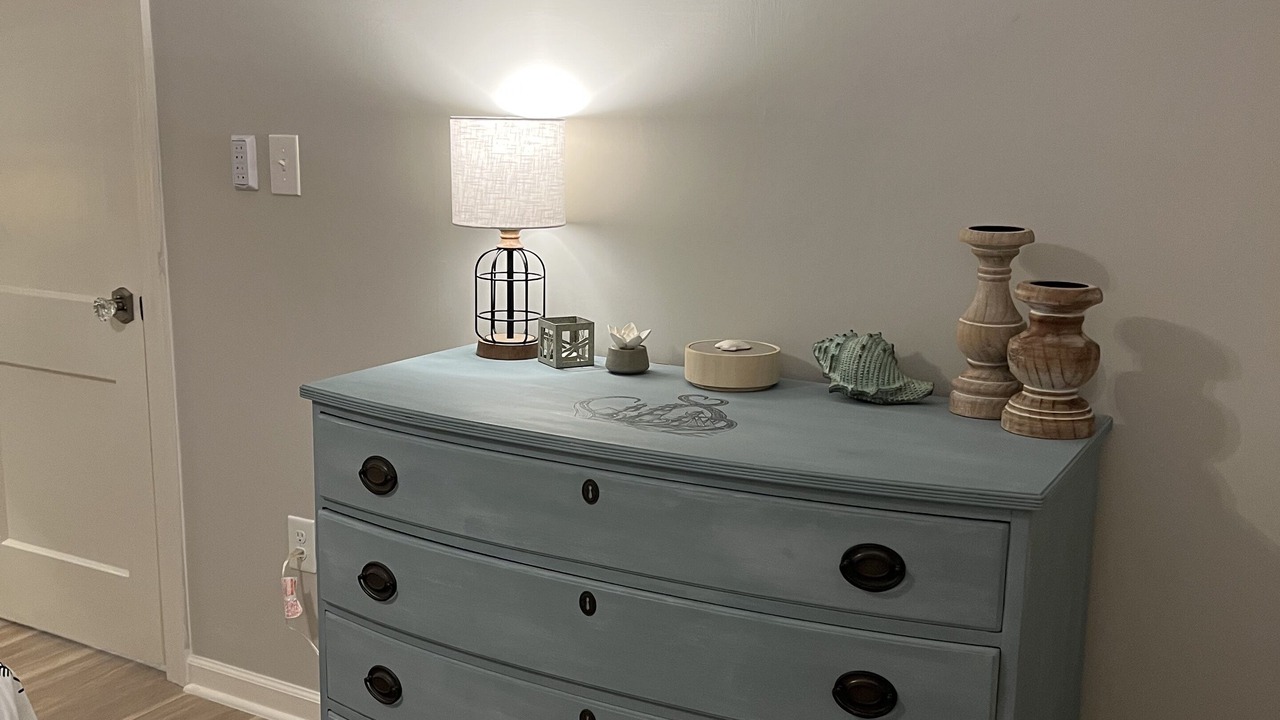 Photo of Others in Avenue