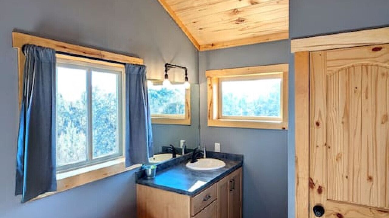 Photo of Bathroom in La Sal