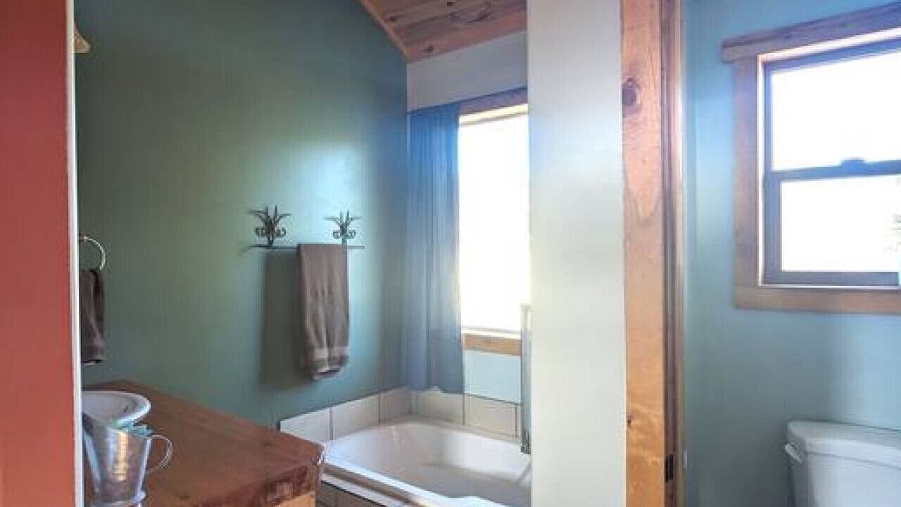 Photo of Bathroom in La Sal