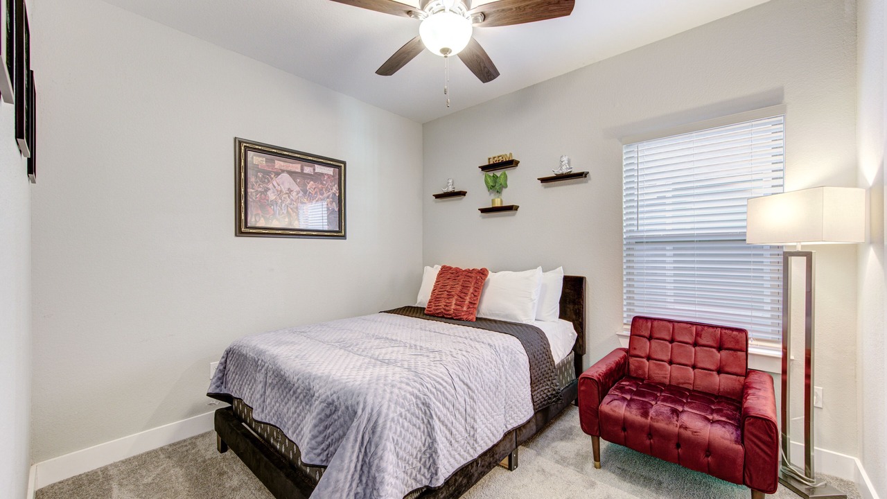 Photo of Bedroom in Northside