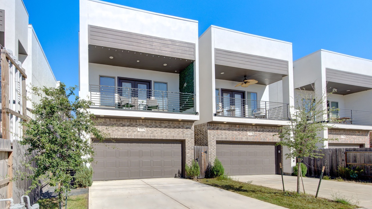 Photo of Outdoor in Northside