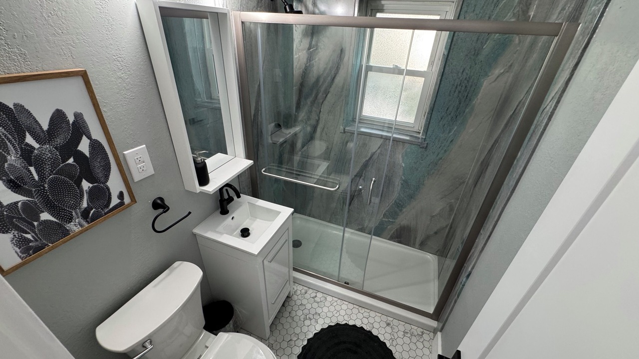Photo of Bathroom in Country Club Plaza Area