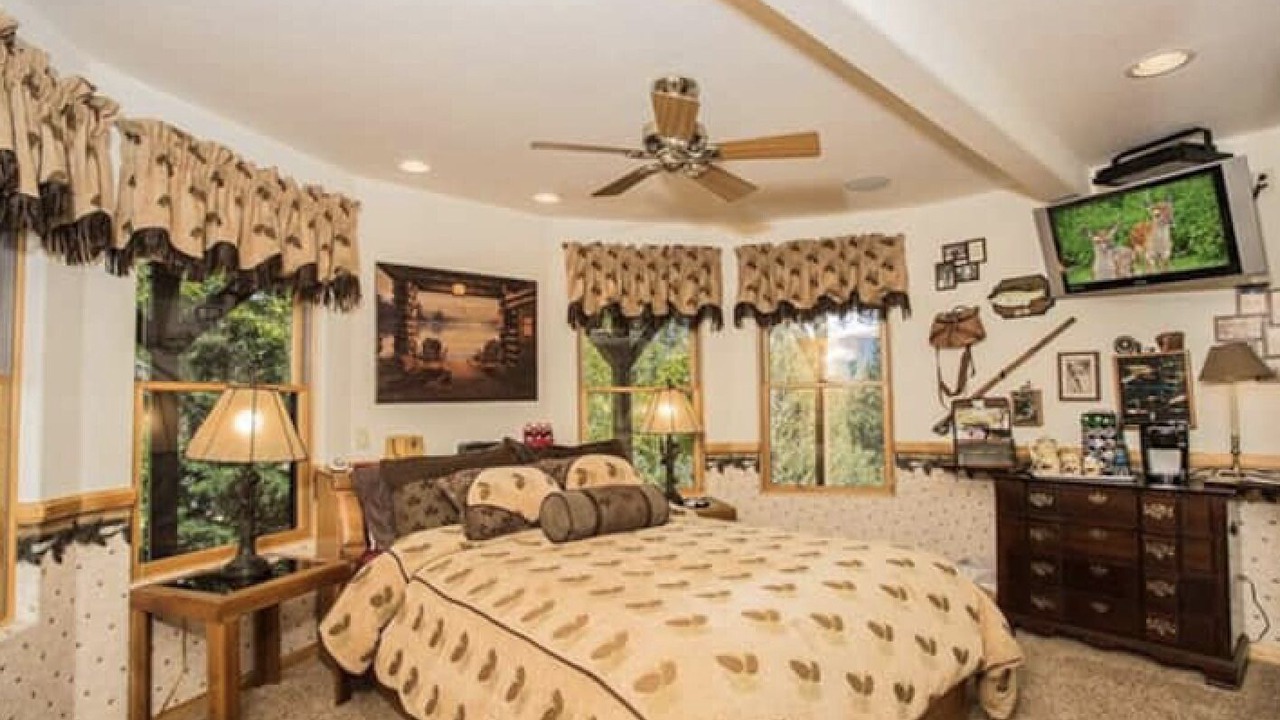 Photo of Bedroom in Whispering Forest