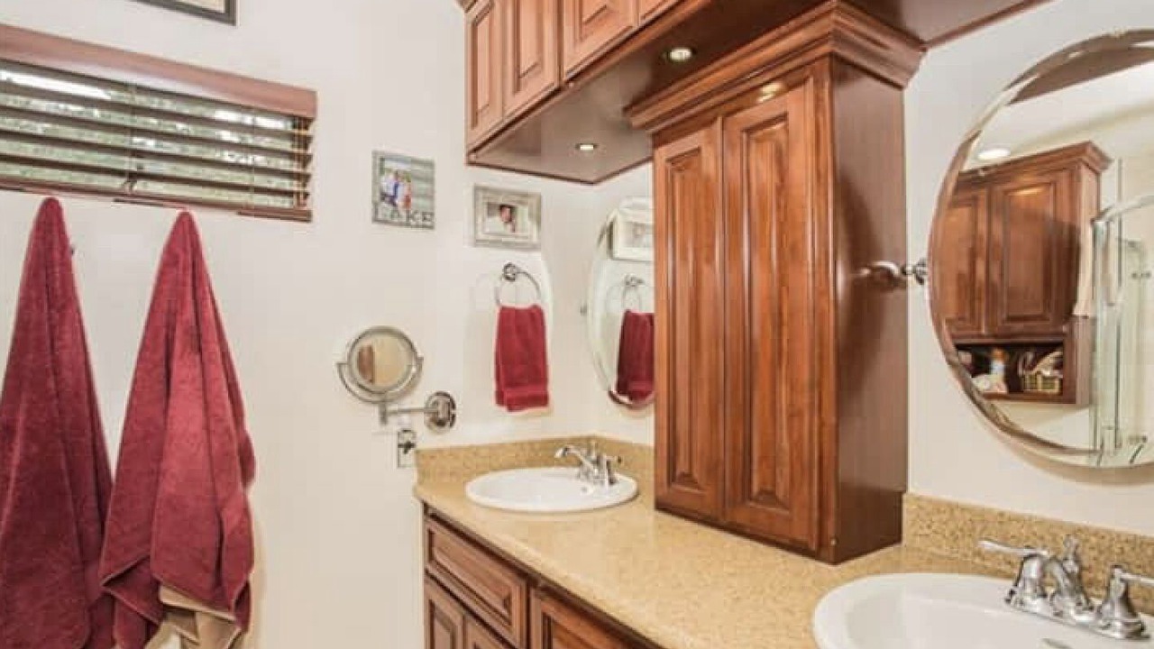 Photo of Bathroom in Whispering Forest