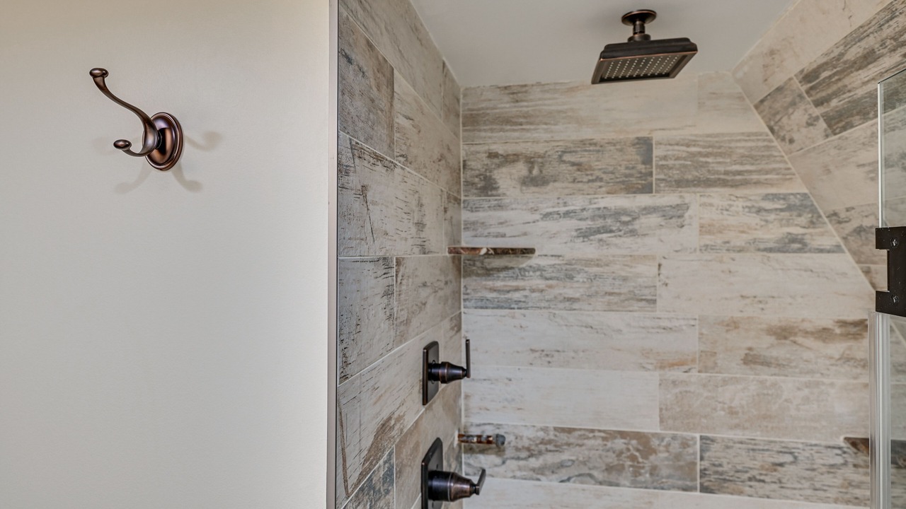 Photo of Bathroom in Hunter