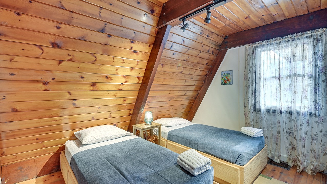 Photo of Others in Hunter