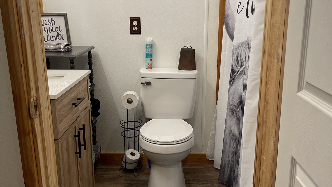 Photo of Bathroom in Zavalla