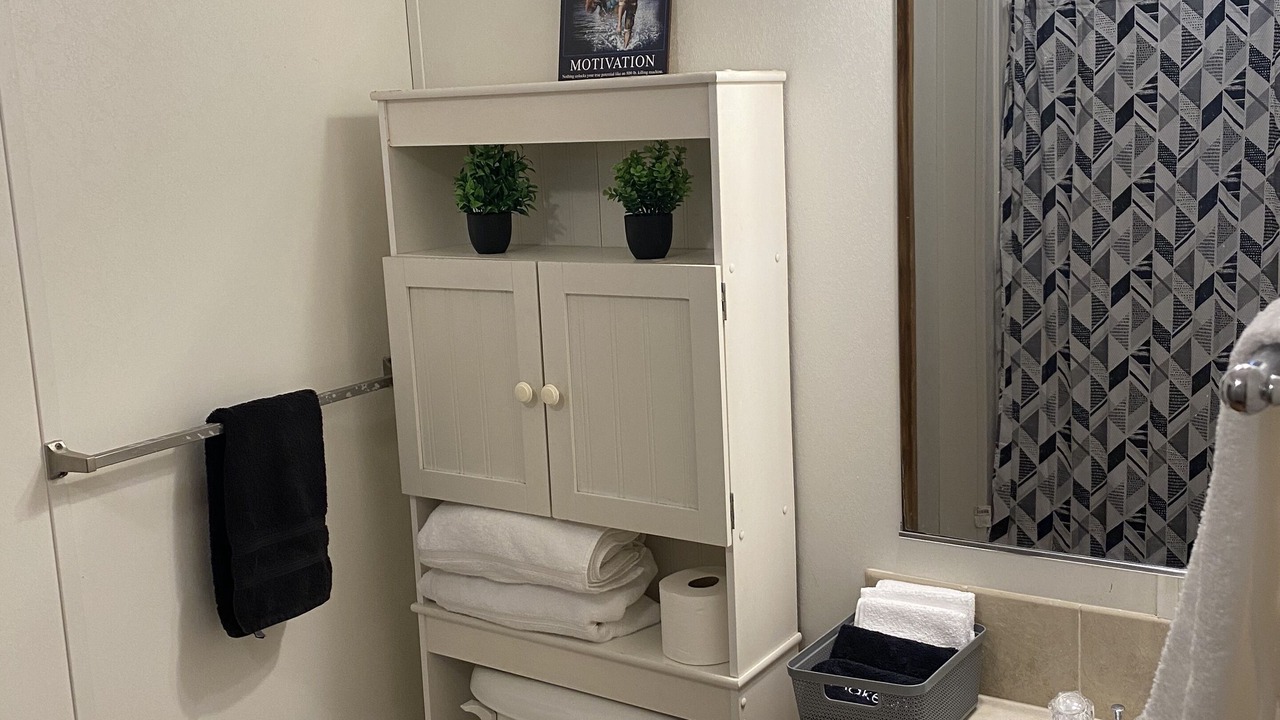 Photo of Bathroom in Oologah